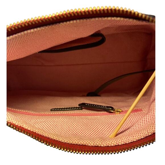 Dooney & Bourke  Beige & Black  Top Handle Adjust  Key Fob  RWB Tag Present NWOT - Picture 10 of 10